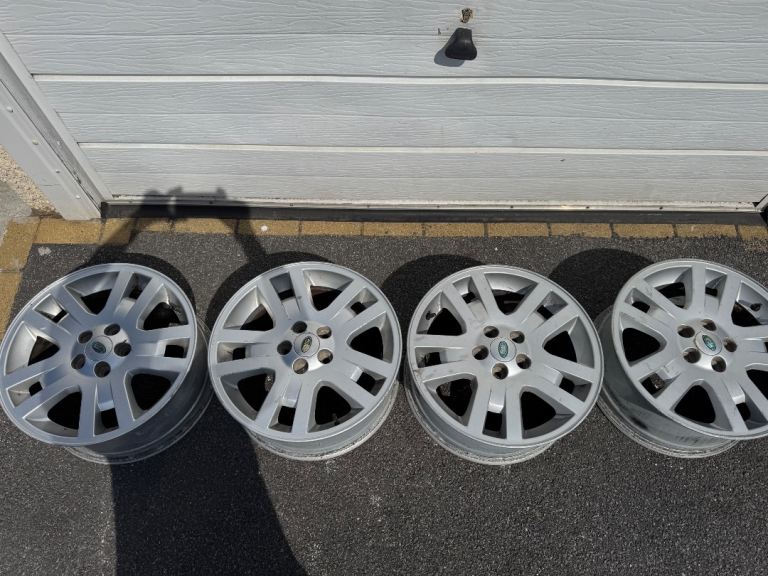 Land Rover freelander 2 wheels