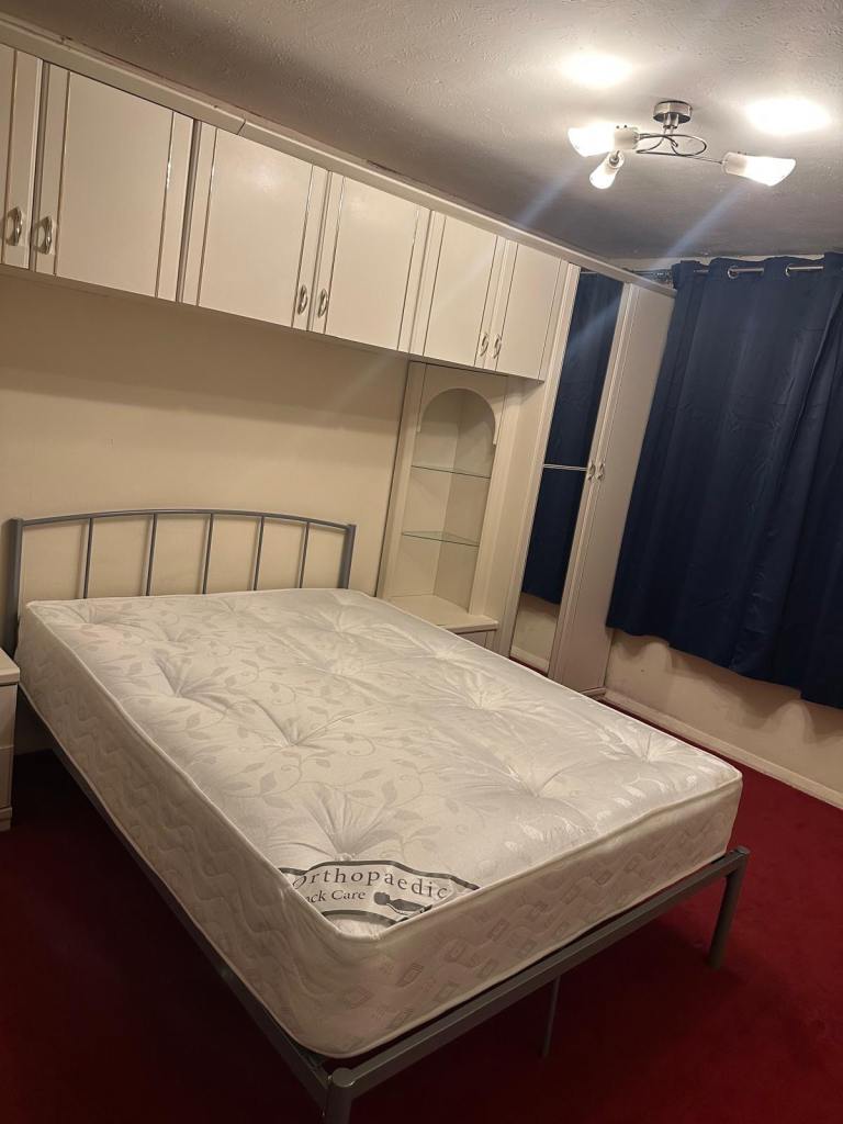 Double room- All bills included 