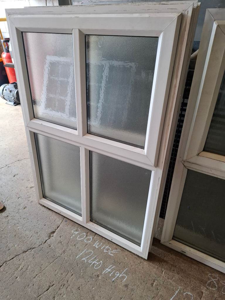 Pvc  ( Toilet / bathroom ) windows