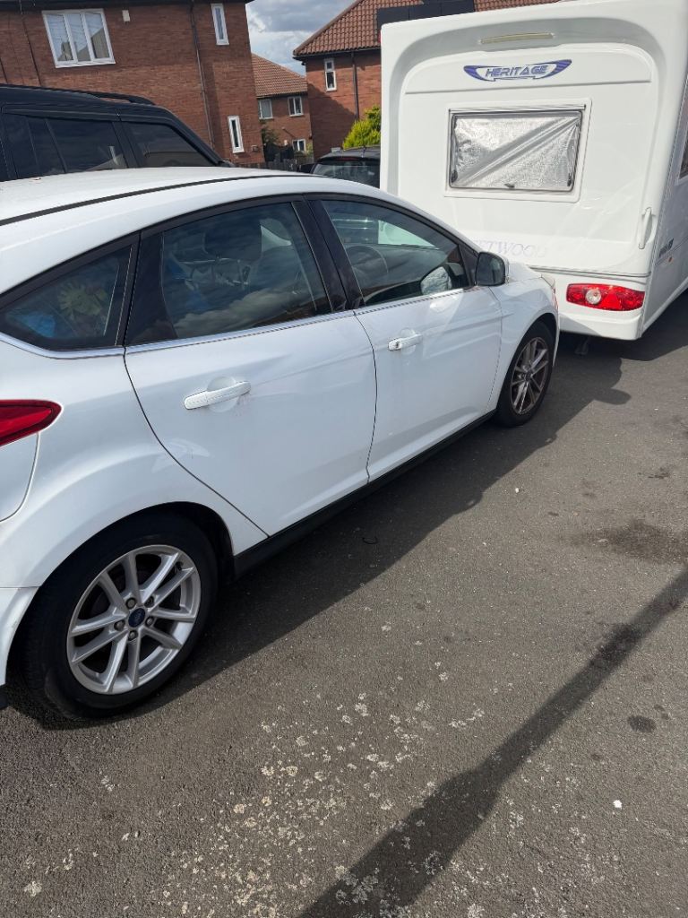 Ford, FOCUS, Hatchback, 2015, Manual, 999 (cc), 5 doors