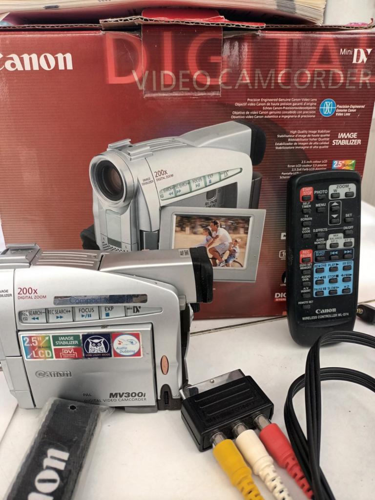 Canon MV300i MiniDV Digital Video Camcorder with Remote