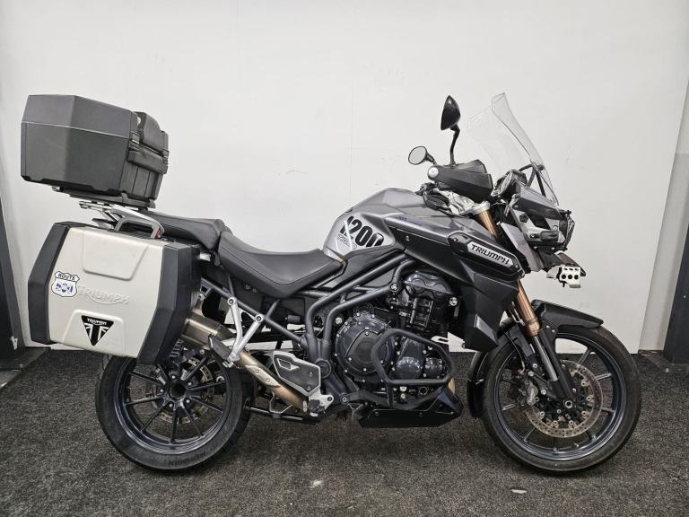 TRIUMPH TIGER EXPLORER ** FULL LUGGAGE - REMUS EXHAUST - 12 MONTH MOT **
