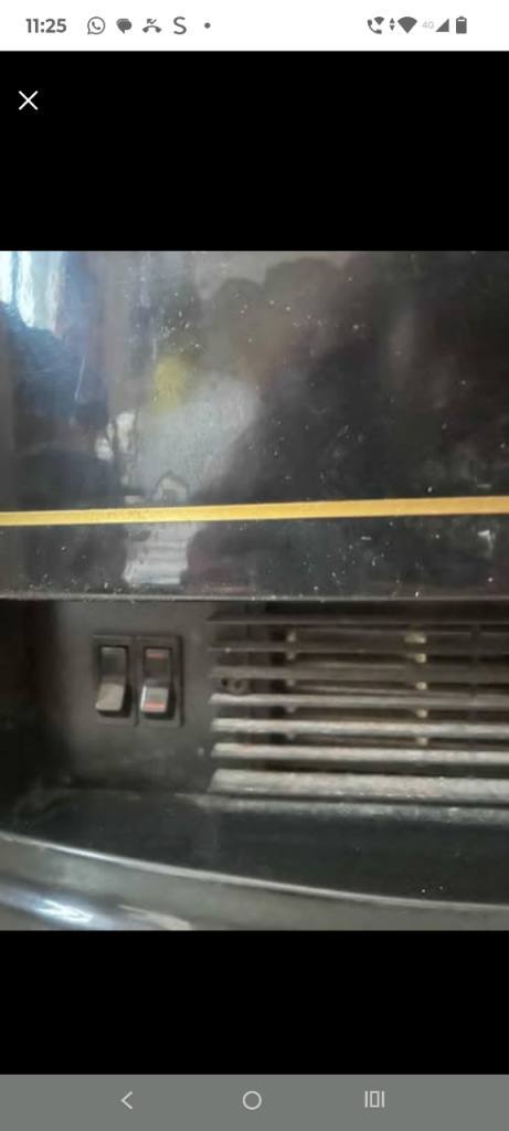 Electric fire and surround .free to collector 