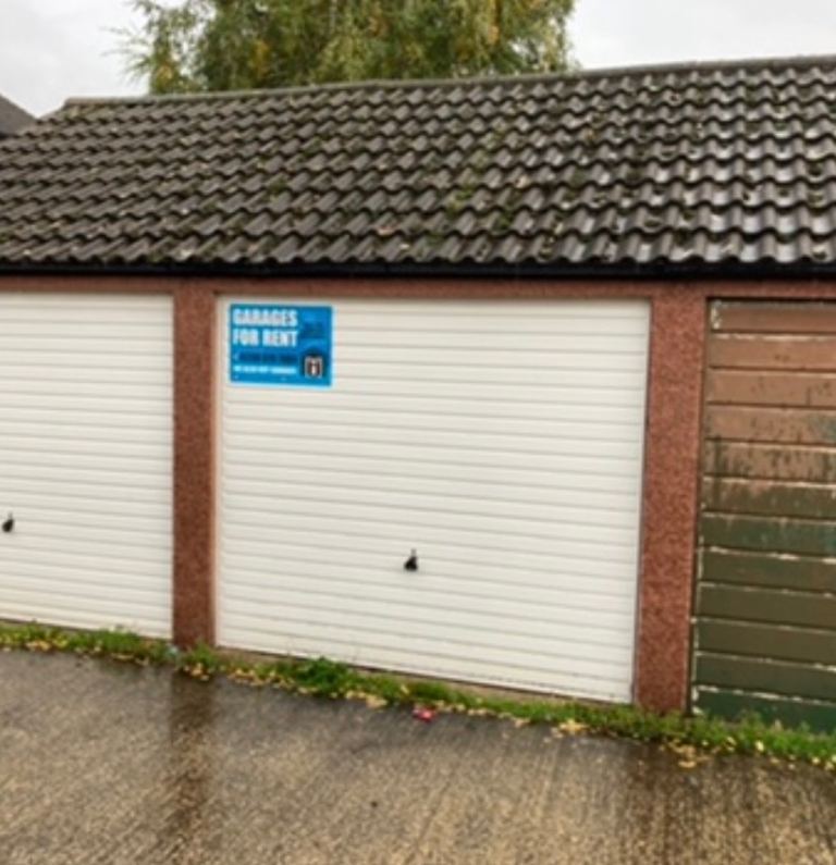 Lock up Garage to Let - Crawley
