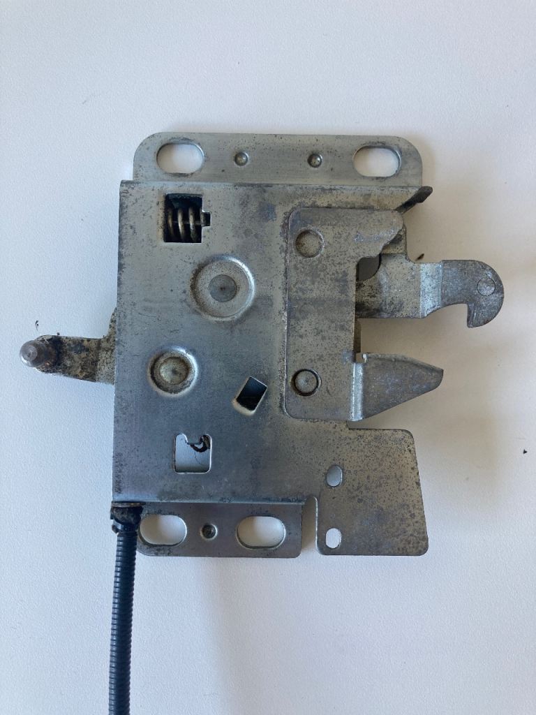Vintage Mercedes-Benz R107 Hood / Bonnet Latch Release Mechanism
