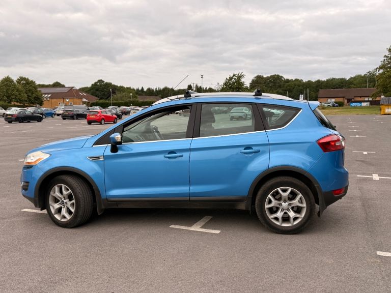 Ford, KUGA, Estate, 2009, Manual, 1997 (cc), 5 doors