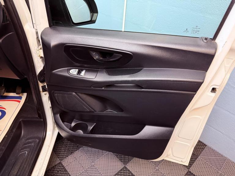 2020 Mercedes-Benz Vito 1.7 114 CDI Progressive FWD L2 Euro 6 (s/s) 5dr (LWB) PANEL VAN Diesel Ma...