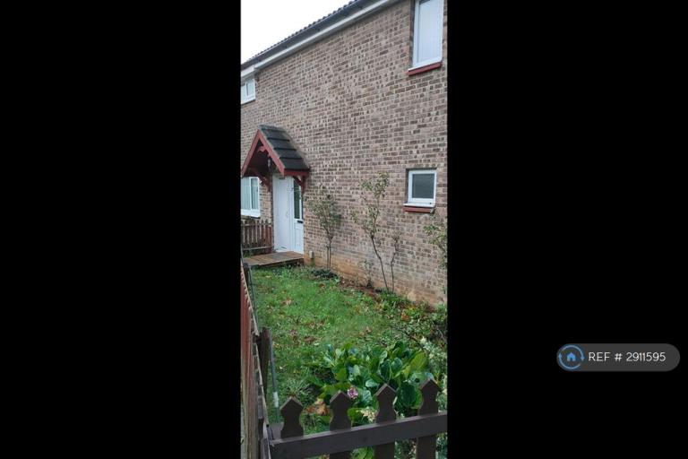 3 bedroom house in Maidencastle, Northampton, NN3 (3 bed) (#2911595)