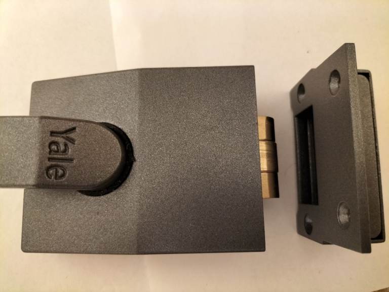 Yale 81 Roller Bolt Nightlatch 