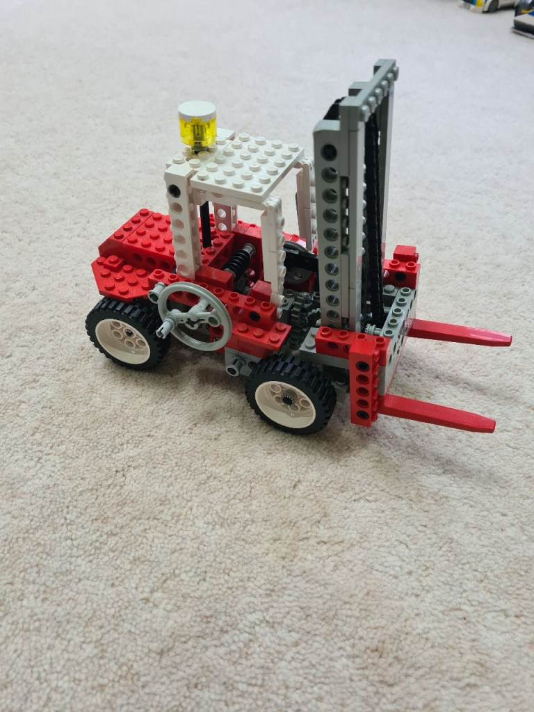 LEGO 8835 Technic Forklift Truck