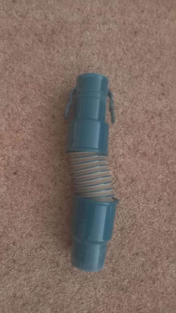 Short connecting hose