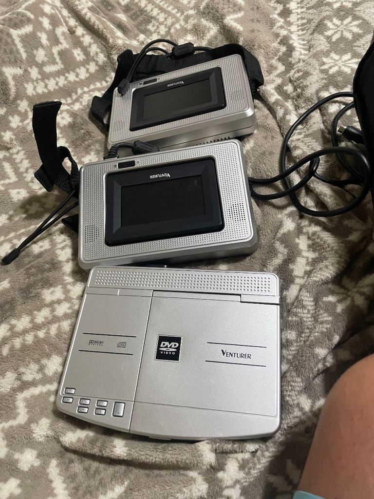  Portable DVD Player with Two Screens and Carry Case