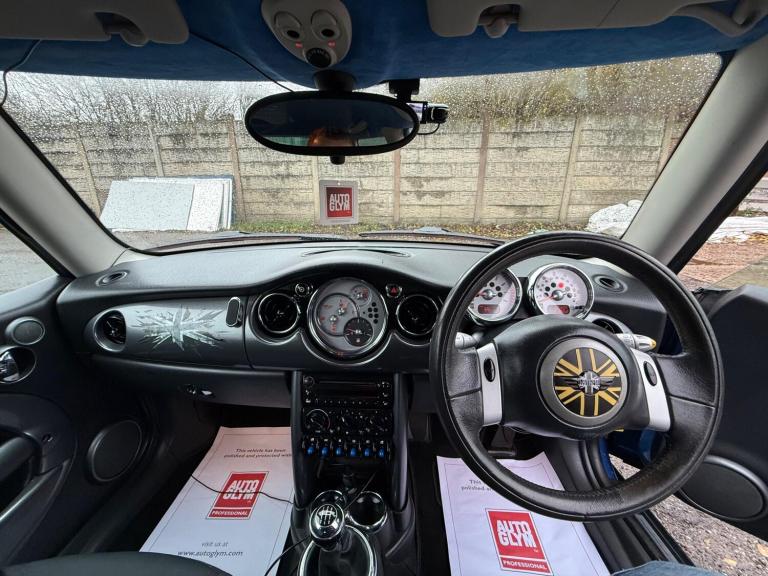 2006 MINI Hatch 1.6 One 3dr HATCHBACK PETROL Manual