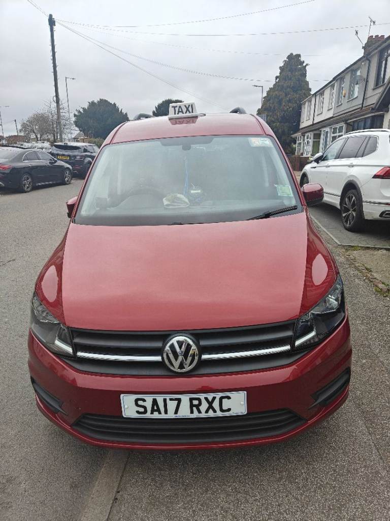 Volkswagen, CADDY MAXI LIFE, MPV, 2017, Semi-Auto, 1968 (cc), 5 doors