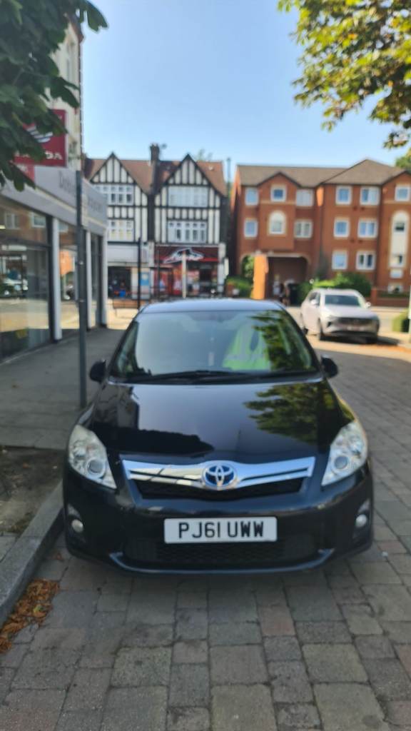 Toyota, AURIS, Hybrid/Petrol Hatchback, 2012, 1798 (cc), 5 doors