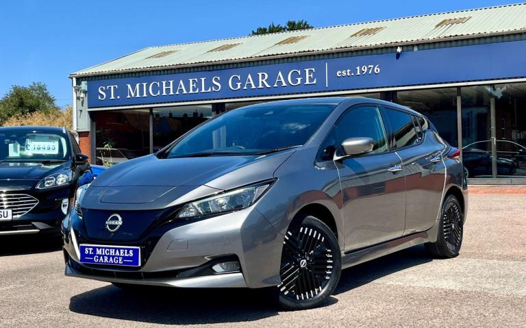 2022 Nissan Leaf Leaf E + N-Connecta Electric, 60.9 kw/h battery, 239 mile range 5dr Hatchback El...