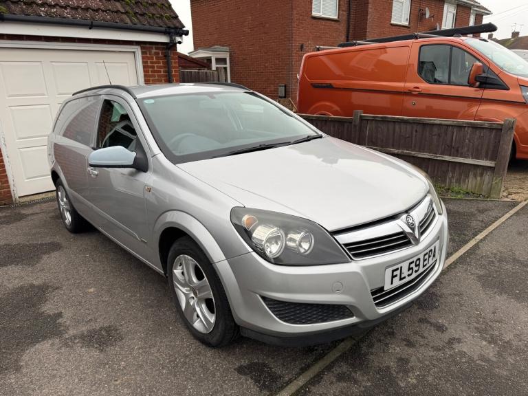 2009 Vauxhall Astra Van Sportive 1.7 CDTi Van CAR DERIVED VAN Diesel Manual