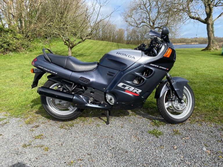 Honda CBR1000F SC21 Hurricane