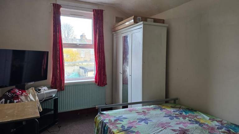 DOUBLE ROOM FOR RENT