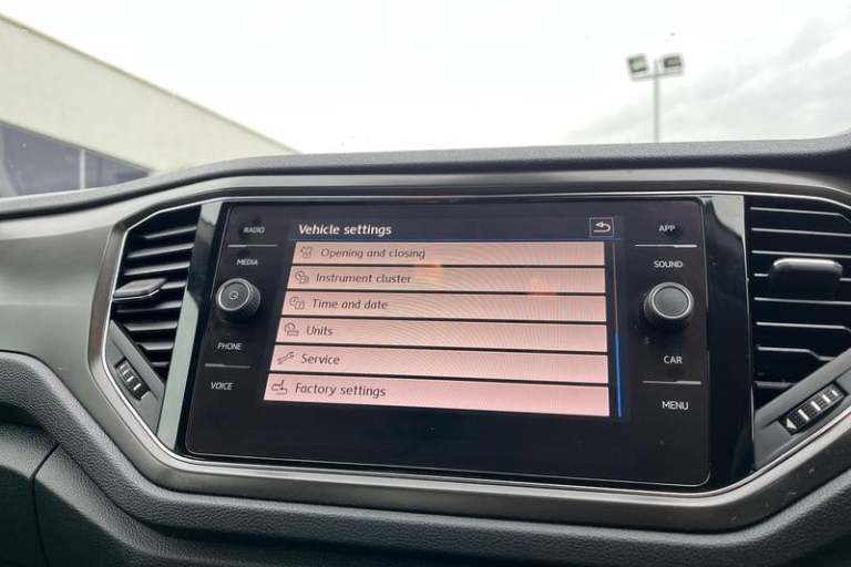 2019 Volkswagen T-Roc 1.6 TDI SE SUV 5dr Diesel Manual Euro 6 (s/s) (115 ps)- Parking Sensors Man...