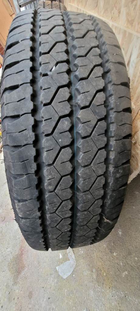 WHEEL AND TYRE  215/70/15