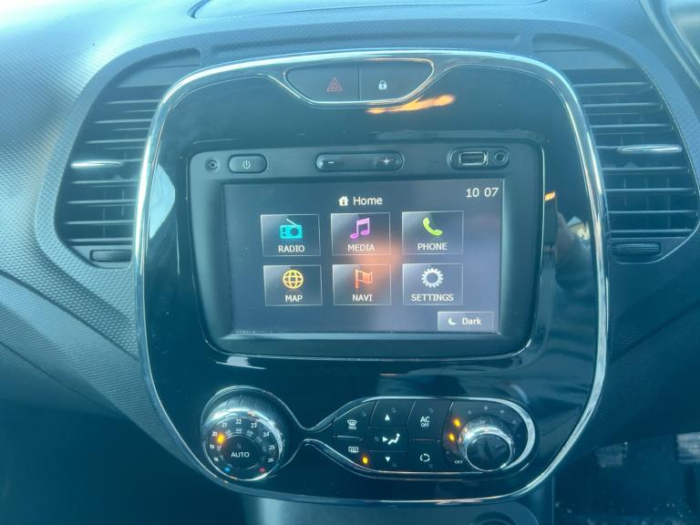 2015 Renault Captur 0.9 TCE 90 Dynamique S Nav 5dr HATCHBACK Petrol Manual