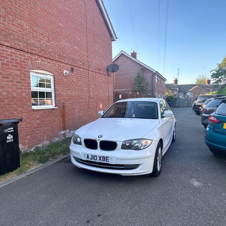 BMW, 1 SERIES, Hatchback, 2010, Manual, 1995 (cc), 5 doors