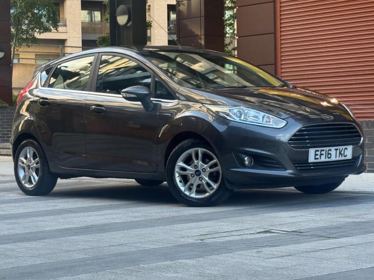 Ford Fiesta 1.25 Zetec Euro 6 5dr Petrol Manual