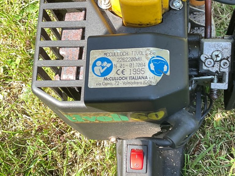 McCULLOCH Hedge trimmer 