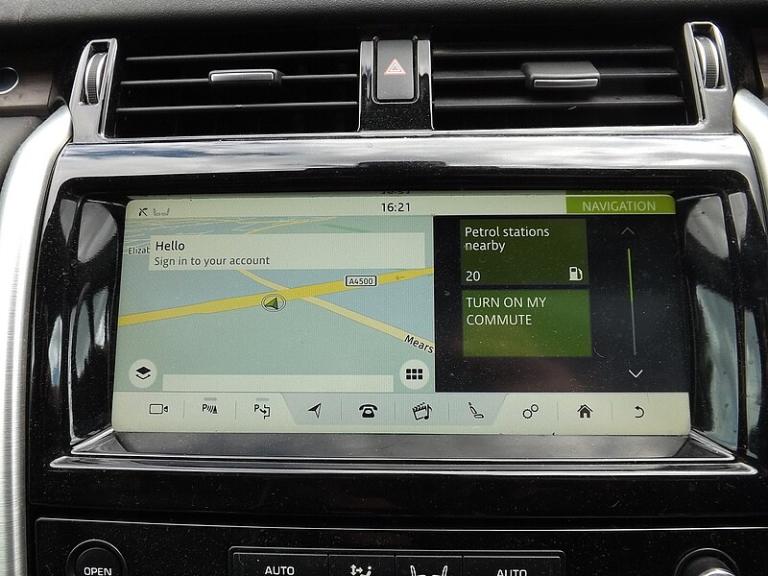 2018 Land Rover Discovery 3.0 SDV6 HSE 5dr Auto ESTATE DIESEL Automatic