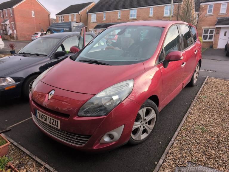 Renault GRAND SCENIC 2011, spares and repairs