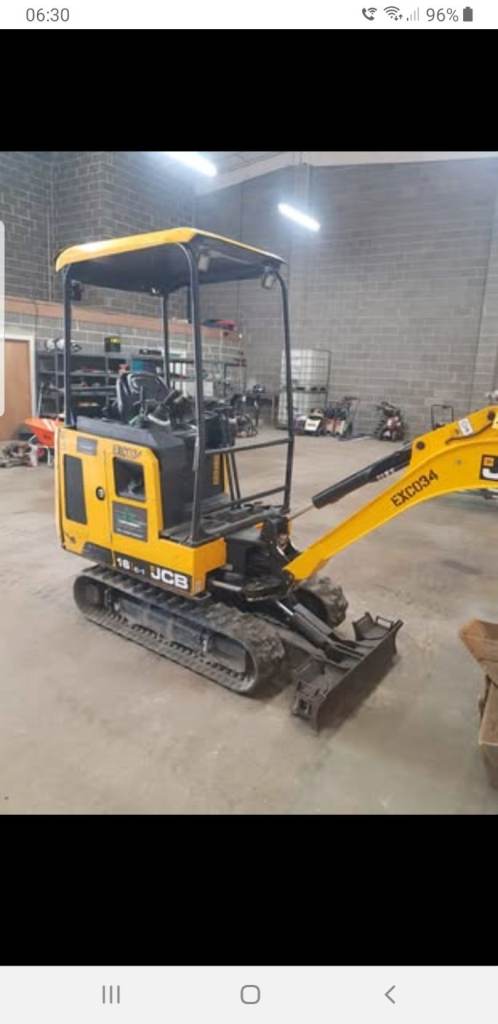 MINI DIGGER IN LEEDS WAKEFIELD BRADFORD DEWSBURY BATLEY 