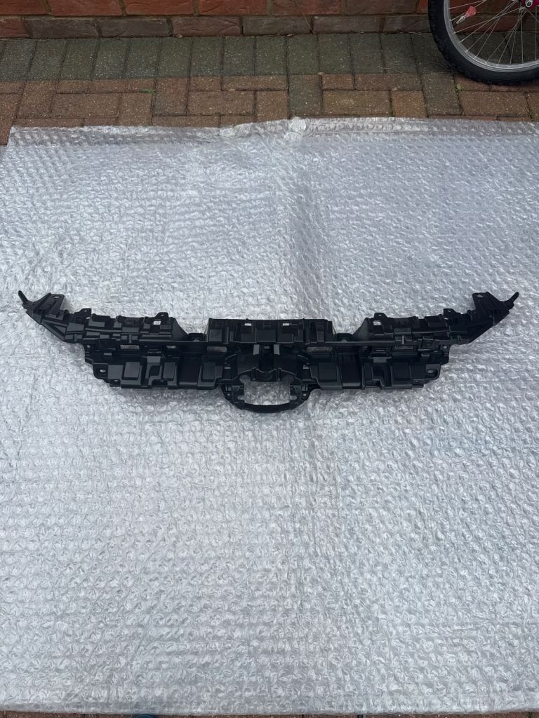 NEW GENUINE TOYOTA RAV4 2019-ON RADIATOR SUPPORT BRACKET 53115-42010 