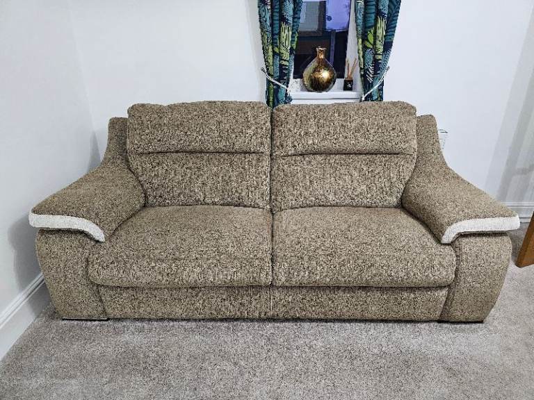 3 piece suite with reclining chairs