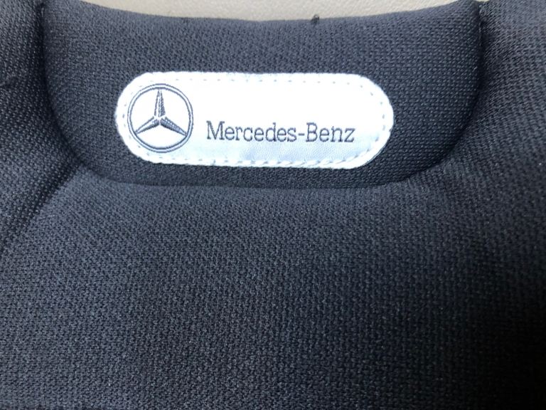 Mercedes Benz pump up back support