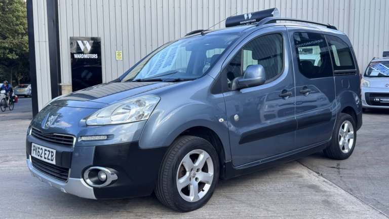 2012 Peugeot Partner Tepee 1.6 HDi 8v Tepee Outdoor Diesel Blue 5dr 11 STAMPS MPV Diesel Manual