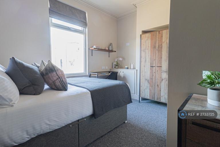 1 bedroom in Deepdale Road, Preston, PR1 (#2733725)