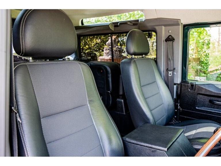 2013 Land Rover Defender 90 TDCi XS SUV Diesel Manual