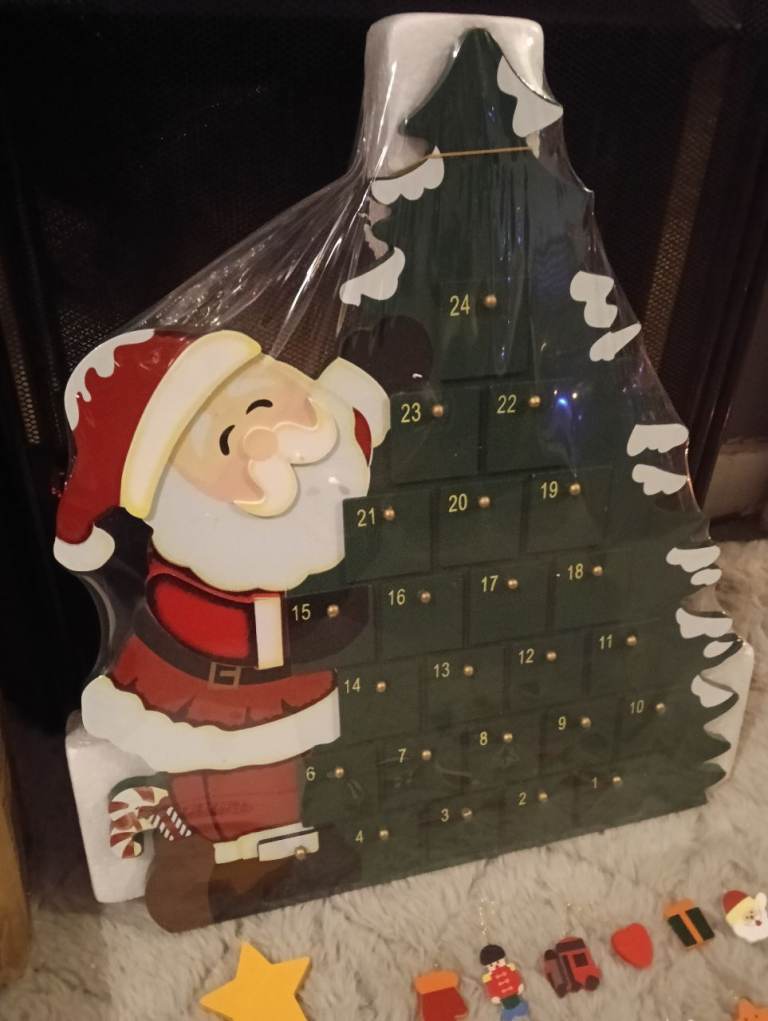 image for Lovely Christmas tree count down calendar 