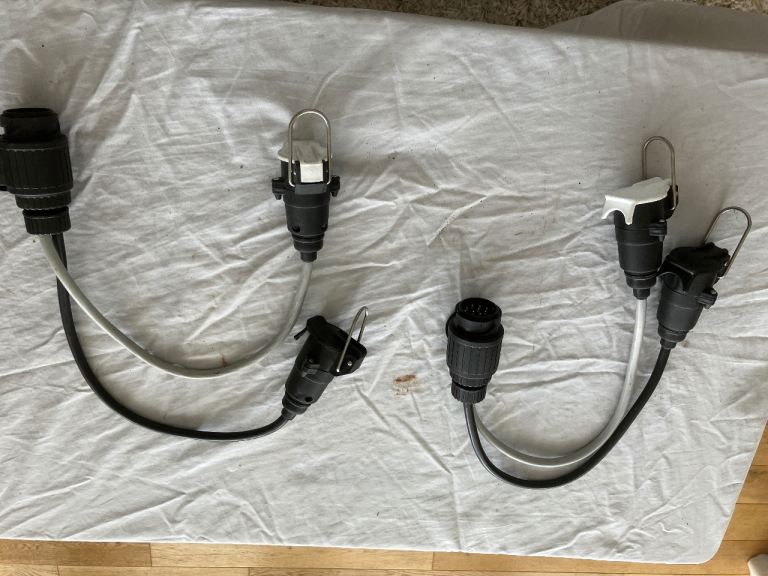 Tow bar trailer wiring cable x 2.  Price each