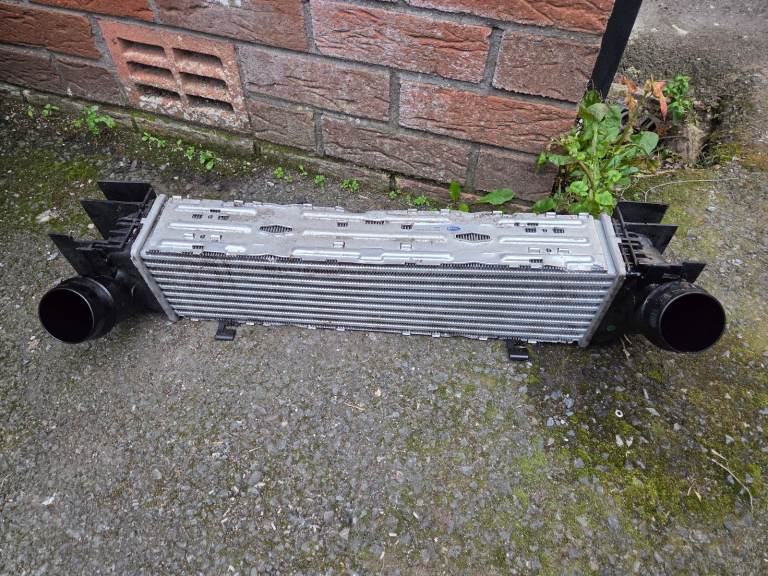 BMW 4 SERIES INTERCOOLER RADIATOR CHARGE AIR COOLER 7600532 F20 F22 F30 F32 F36