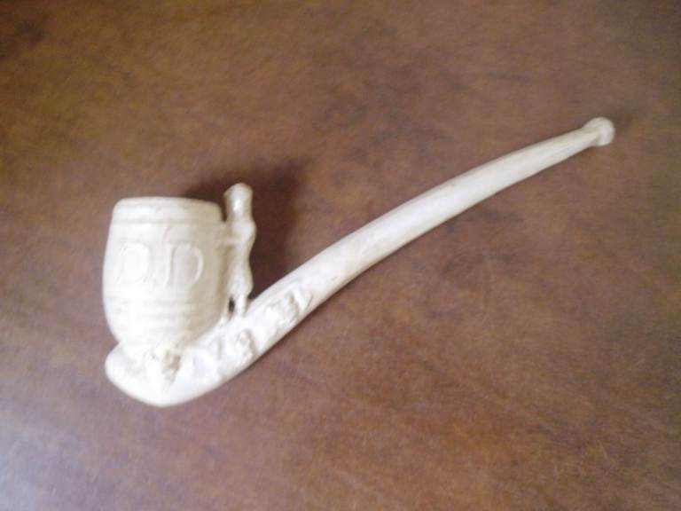 DIRTY **** CLAY PIPE CIRCA LATE.1800'S,MADE BY JOHN POLLOCK & CO,MANCHESTER.