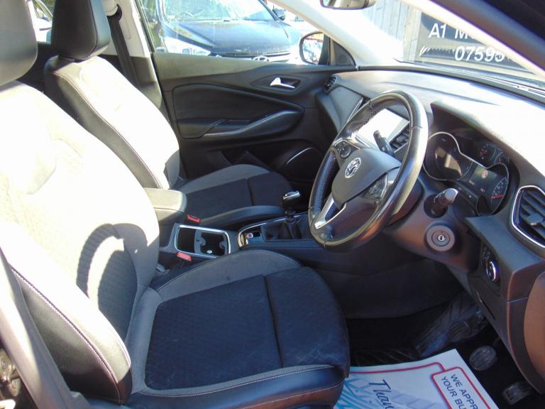 VAUXHALL GRANDLAND X 1.2 Turbo SRi Nav * MOT AUGUST 2026 * 5 SERVICE STAMPS *