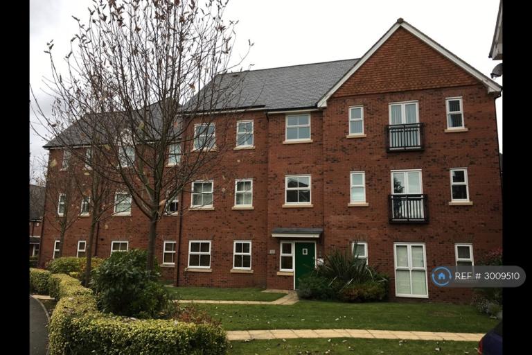1 bedroom flat in Holywell Drive, Warrington, WA1 (1 bed) (#3009510)