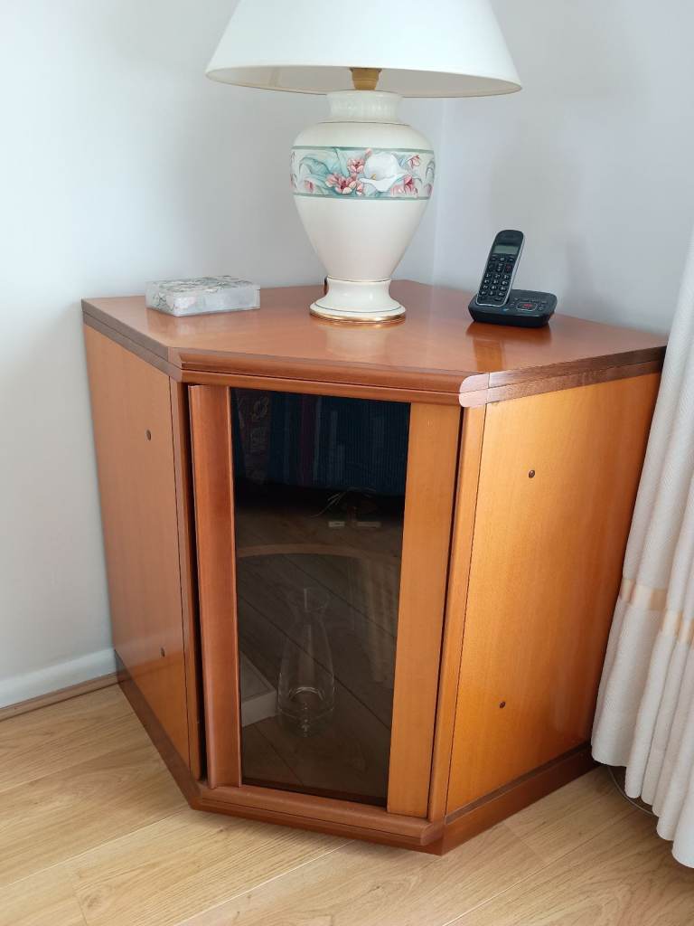Corner storage wooden unit