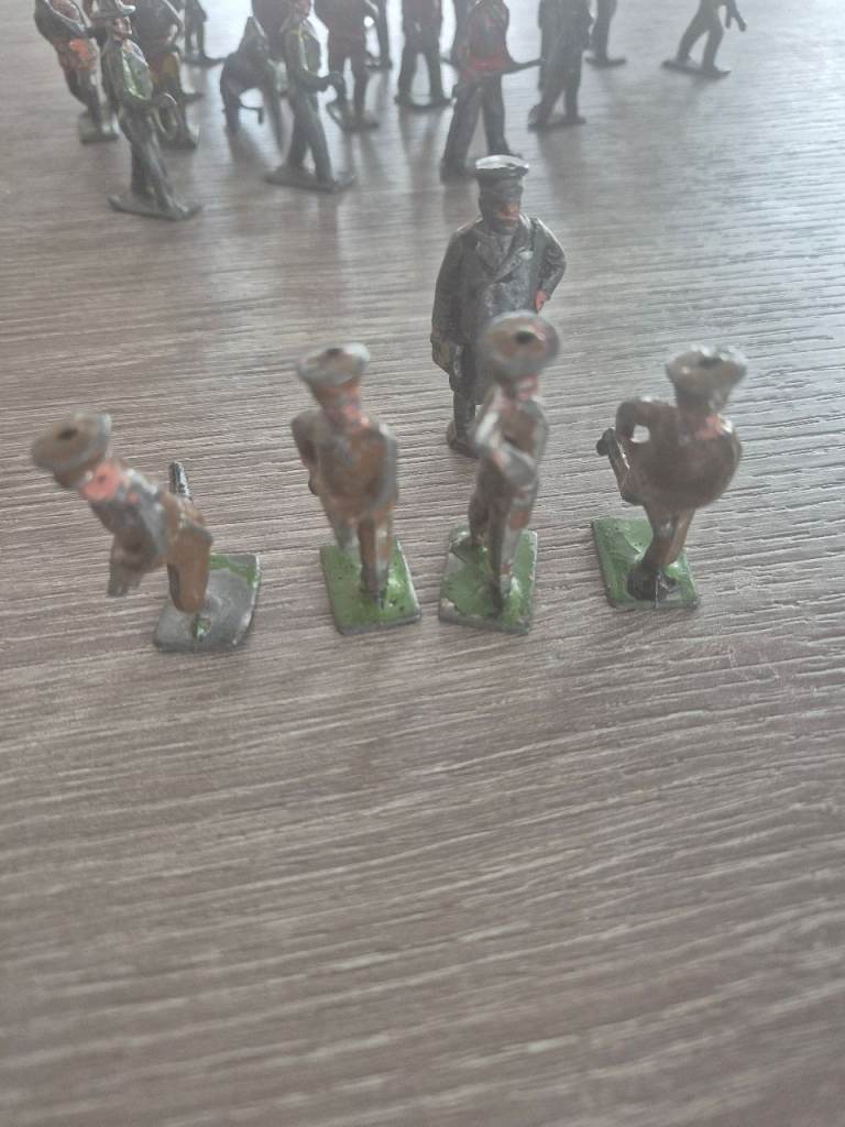Lead soldiers 