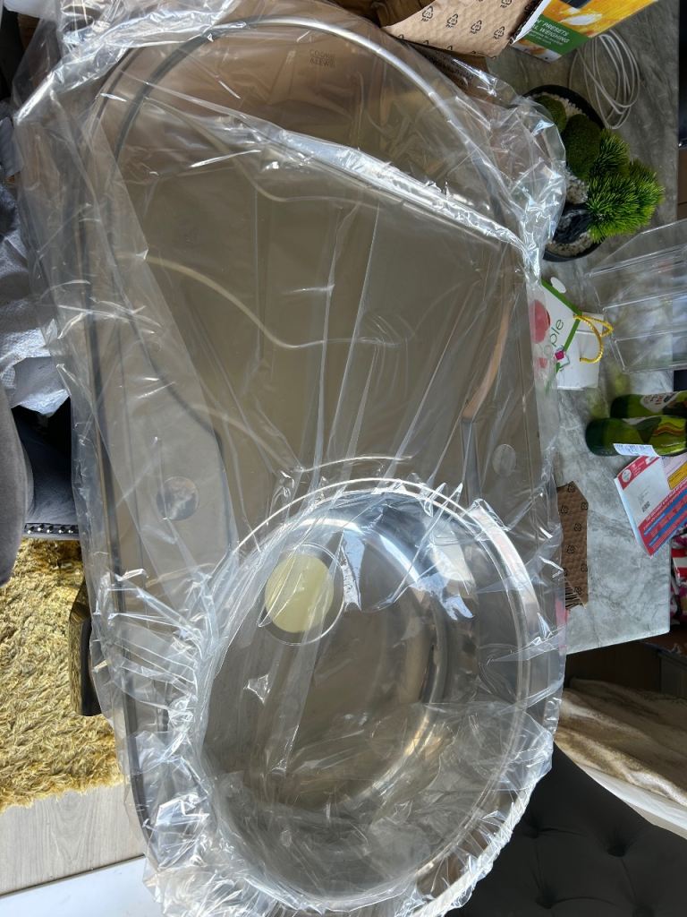Kitchen sink brand new Cooke and Lewis 