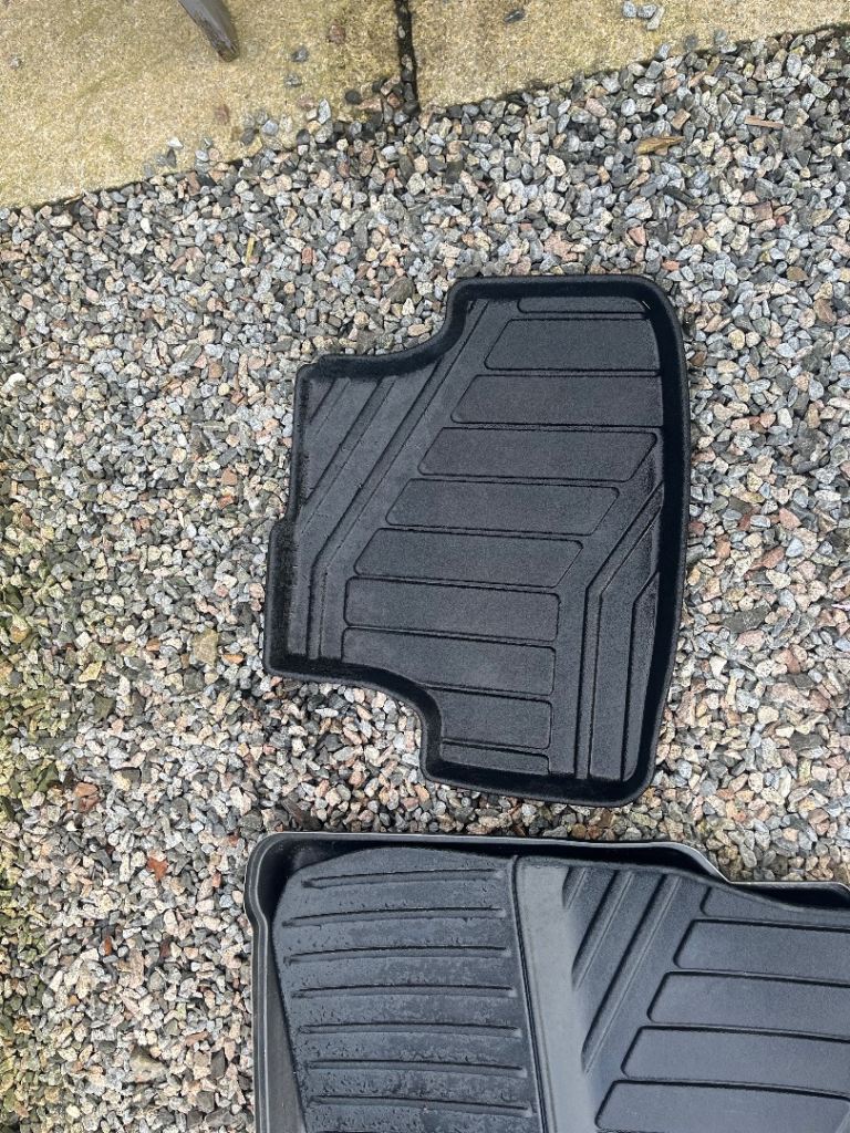 Golf Mk8 full rubber mat set