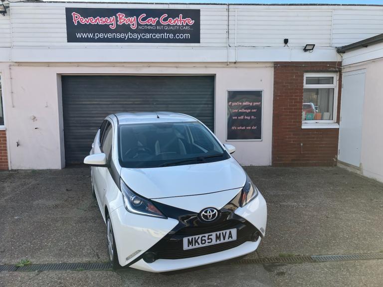 2015 Toyota Aygo X-Play 1.0 VVT-i 5 Dr Euro 5 (68) Petrol