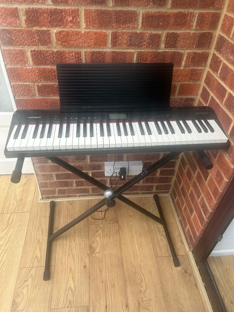 Roland Go:Piano 61 Key Digital Piano